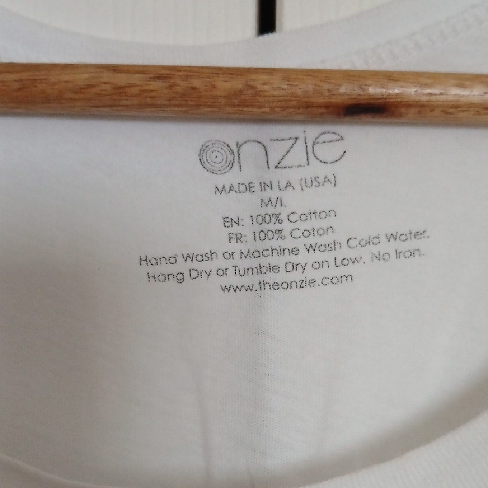 Onzie Tank Top - Picture 2 of 10